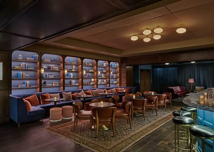 The Hoxton, Hotel 4*