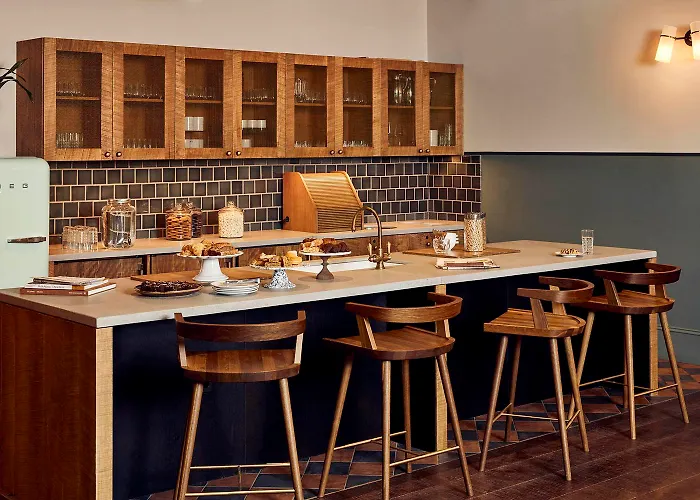 The Hoxton, Hotel