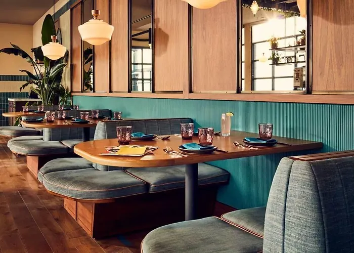 The Hoxton, Hotel