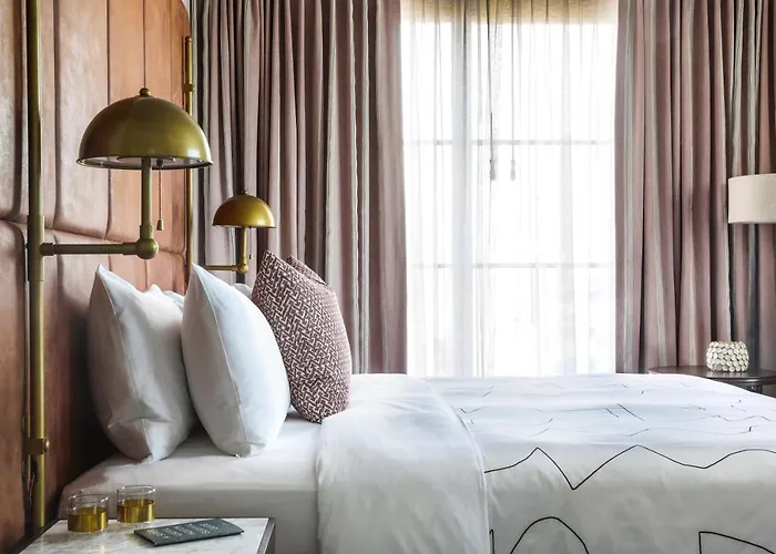Hotel The Hoxton, 4*